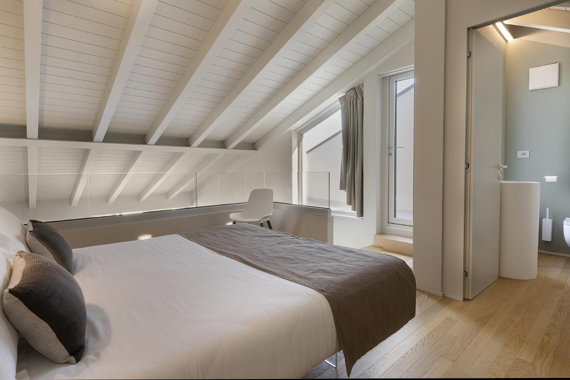 Palazzo Cordigero - Apartments Пескиера дел Гарда Екстериор снимка